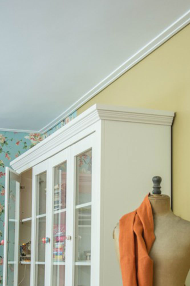 Crown Moulding - Click Image to Close